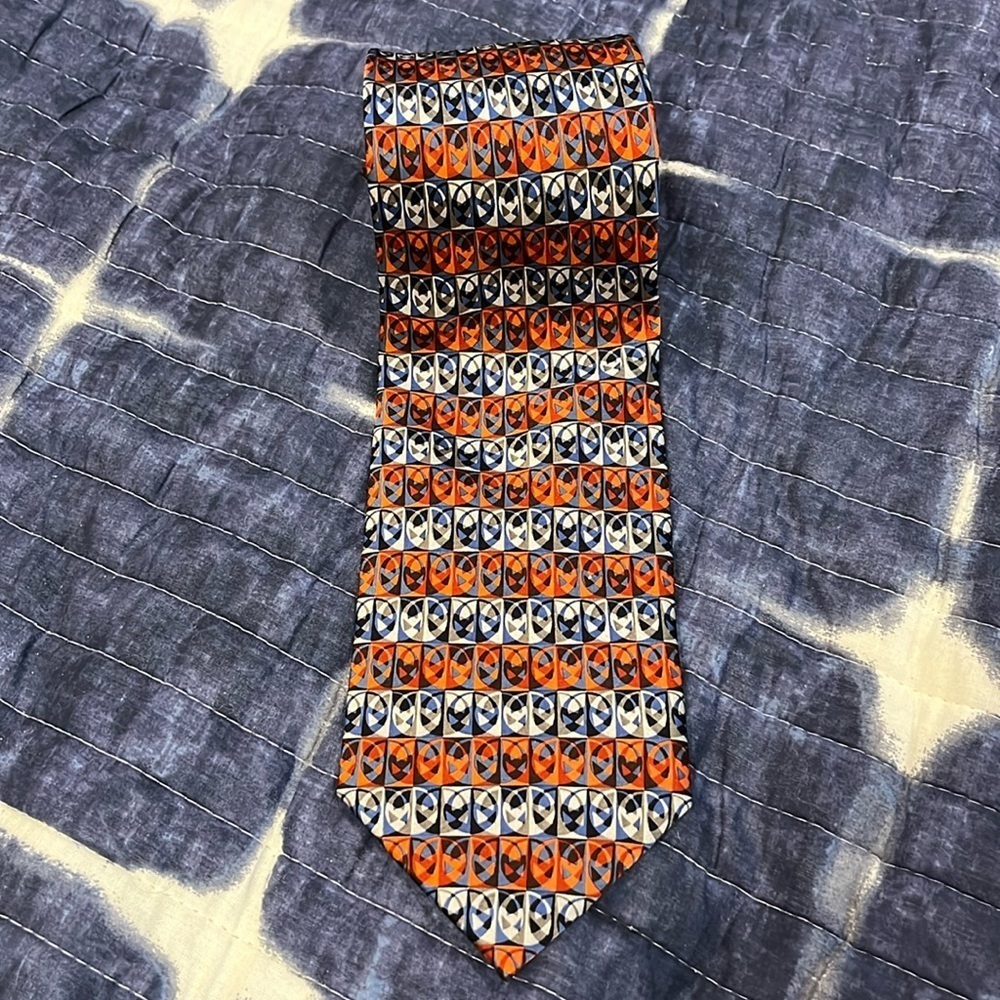 Carlos By: Carlos Santana Peace Sign Silk Tie